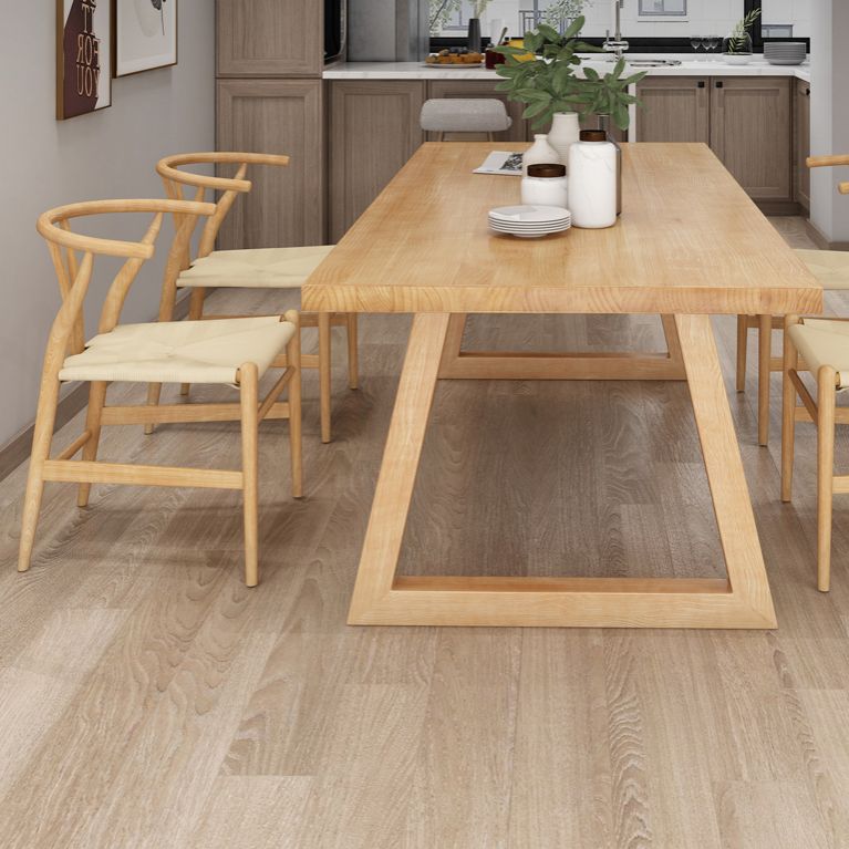Dennen vaste houten rechthoek tafel moderne eettafel in de natuur met dubbel voetstuk