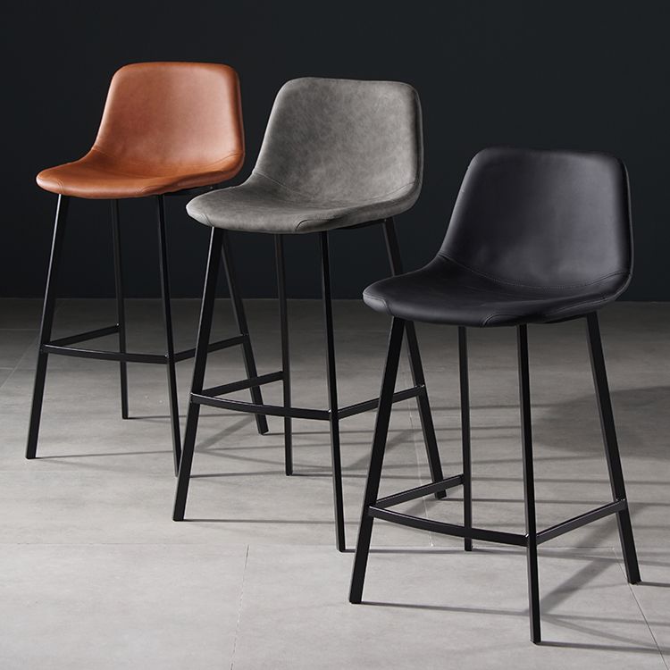 Scandinavian Footrest Matte Finish Barstool Restaurant Leather Stool