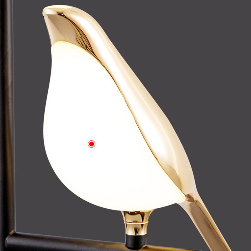 Goldene Hanglampe postmoderner Stil Vogelform Metall Kronleuchter Anhänger Licht