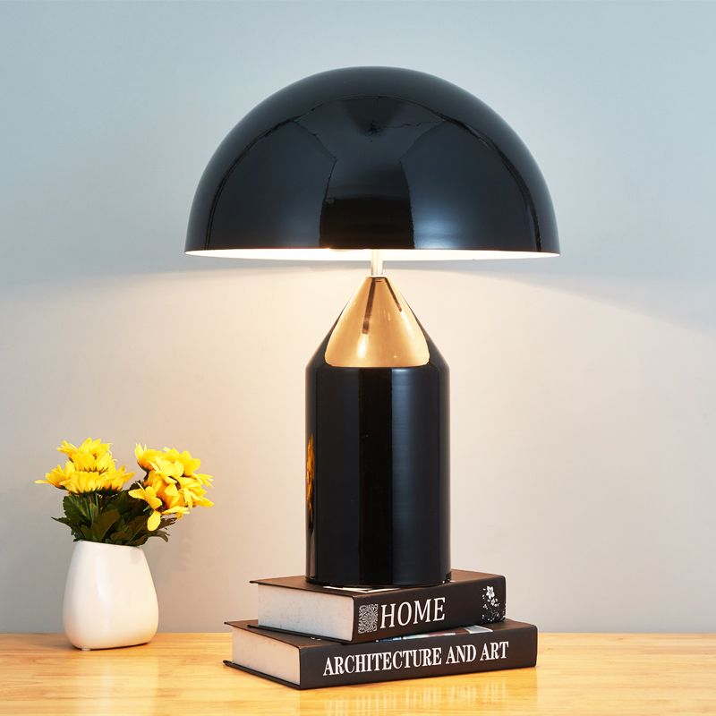 Metal Dome Form Table Light Simplicity Style LED -Nachttischlampe
