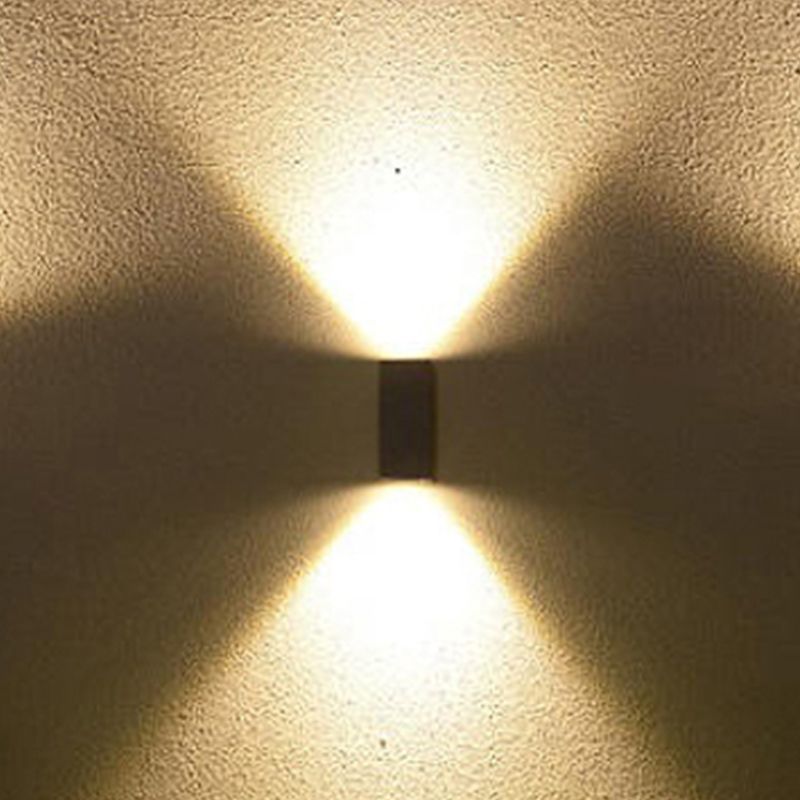 Luz de montaje de pared simple de estilo moderno Corredor al aire libre LED LIGHTURA