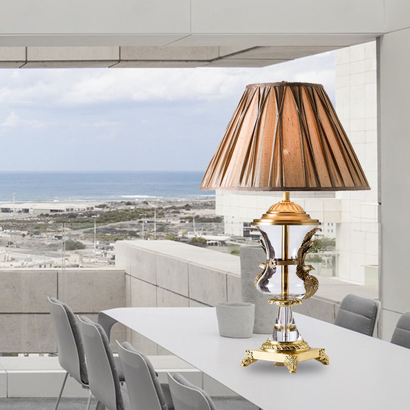 Eigentijdse gebogen bureaulamp helder kristal 1-lamps nachttafellamp in lichtbruin