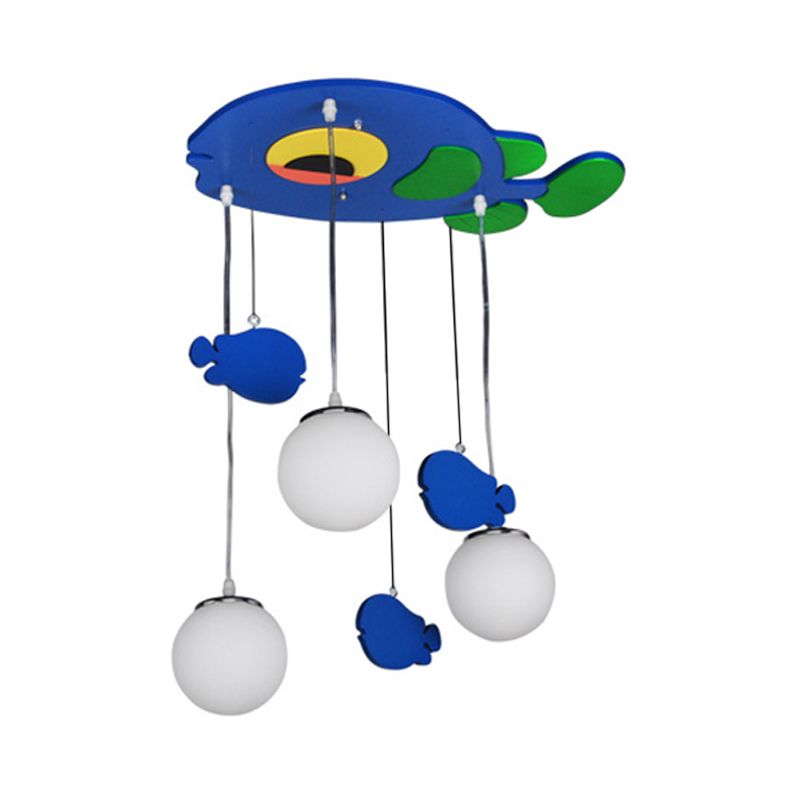 Fish Wooden Multi Light Posting Kids 3 Bulbos Lámpara colgante azul con sombra de vidrio blanco