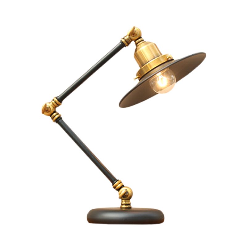 Schwarz/Gold -Finish 1 Glühbirnenschreibtisch Hellbauernhaus Metallic Swing Arm Nachttisch Lampe mit ausgestattetem Schatten