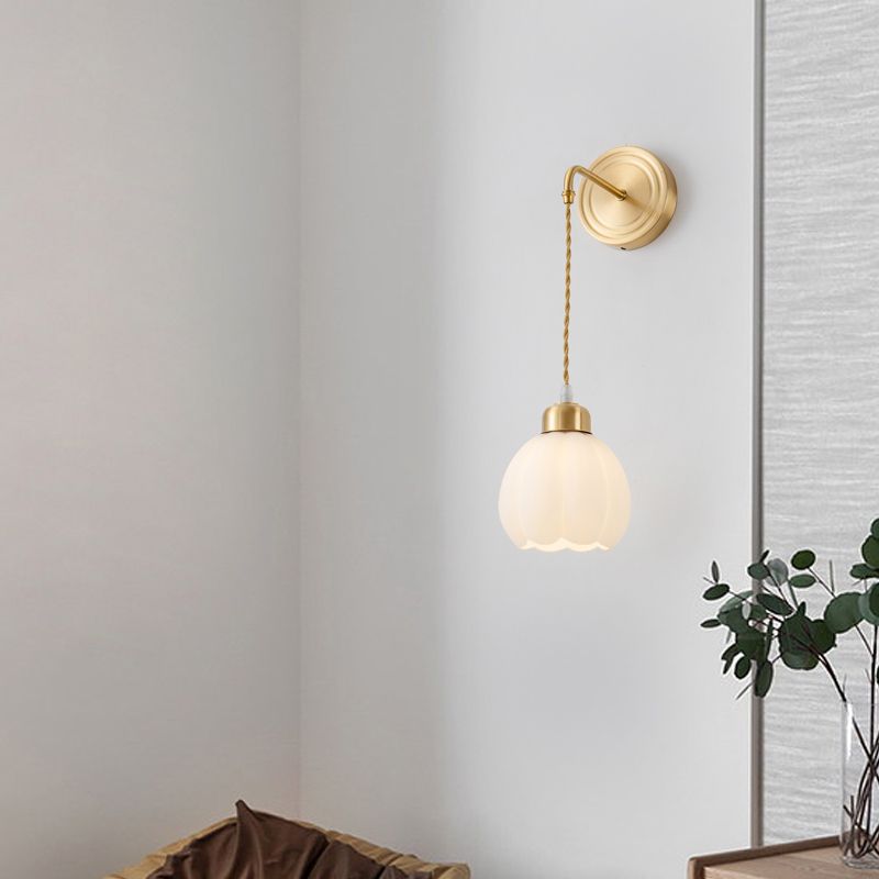 Metal Modern Wall Sconce Bud Shape Wall Light with Glass Shade for Bedroom