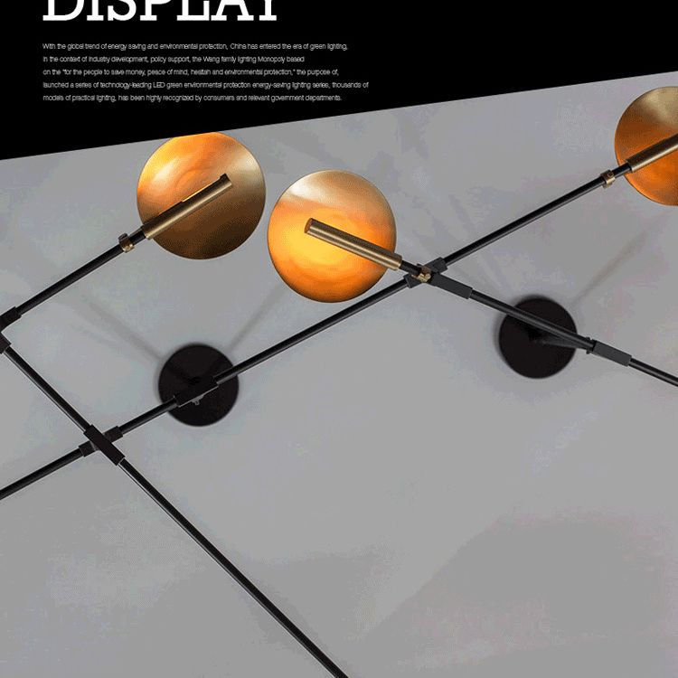 Black and Gold Spoutnik Chandelier Postmodern 8-Light Metal Hanging Light avec une teinte ronde