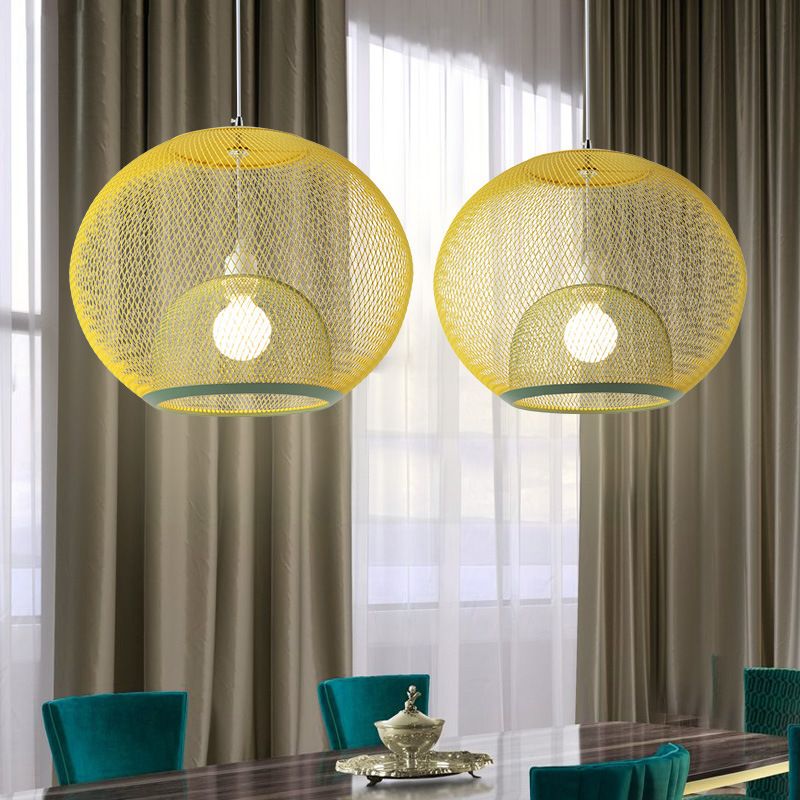 Éclairage à mailles de fil de fer Light Macaron Style 1 Hier Globe Suspension Lumière