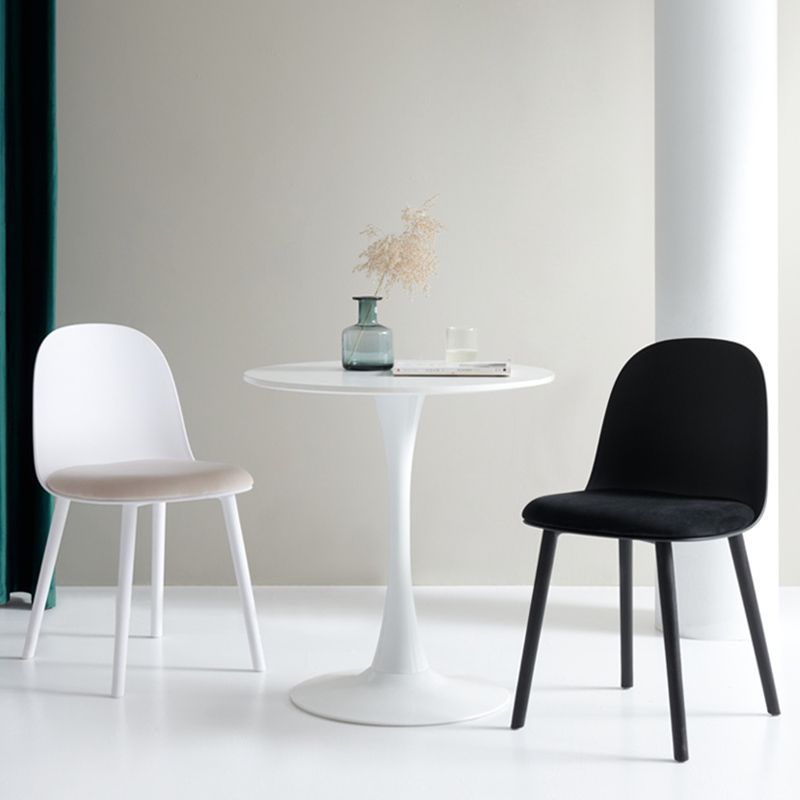 Sillas de cena sin brazos de plástico escandinavo, silla lateral sólida interior con parte trasera