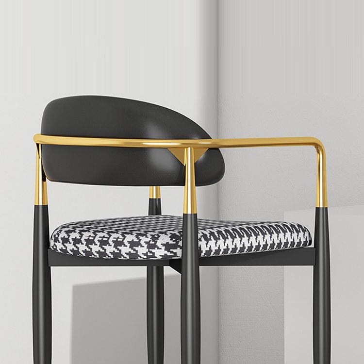 Silla de comedor casera tapizada contemporánea con respaldo abierto y acabado mate