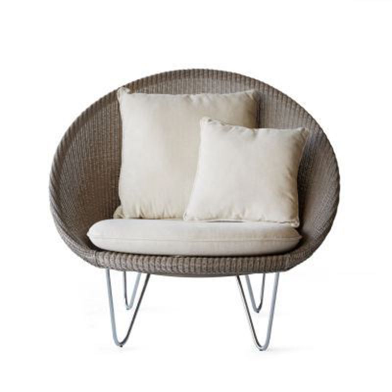 41.34"L x 33.86"W x 36.61"H Contemporary Woven Back Papasan Chair