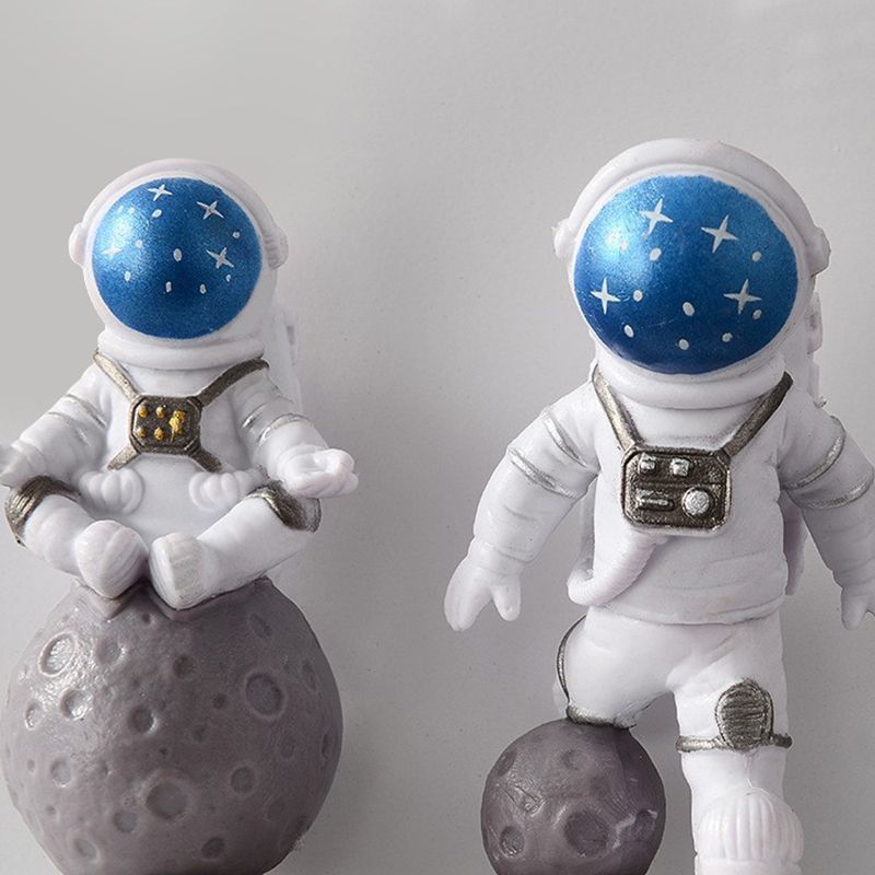 Creative Astronauts Wall Light Modern LED Wall Light Fixture for Bedroom