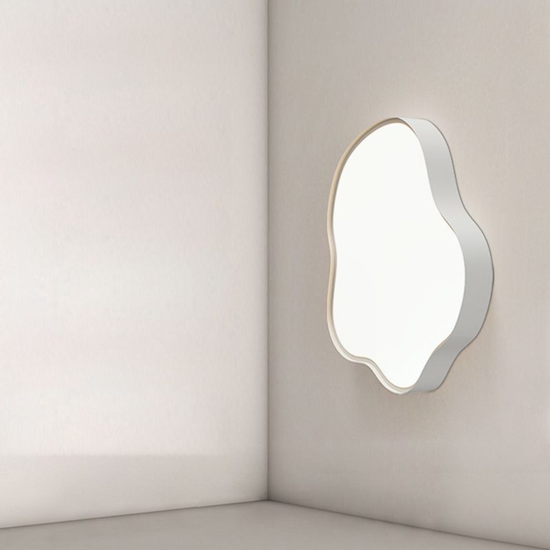 White Ceiling Light Fixture Nordic Metal LED Flush Mount for Bedroom