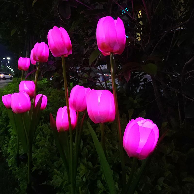 Contemporary Tulip Shaped LED Lawn Lighting Plastic 3 Bulbs Pathway Solar Stake Light in Red