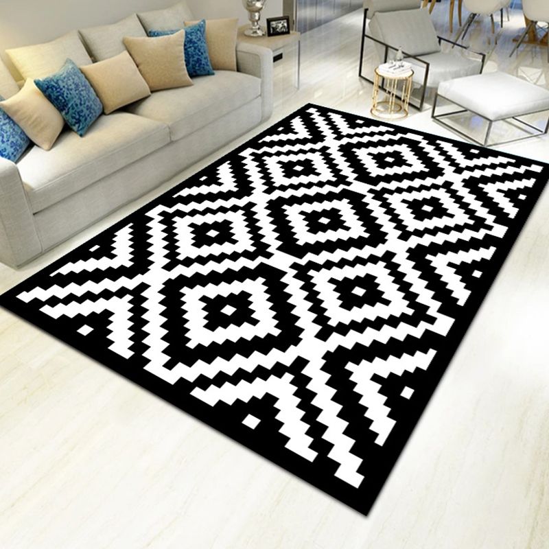 Contemporary Living Room Rug Multi-Colored Geo Patterned Carpet Synthetics Pet Friendly Machine Washable Rug