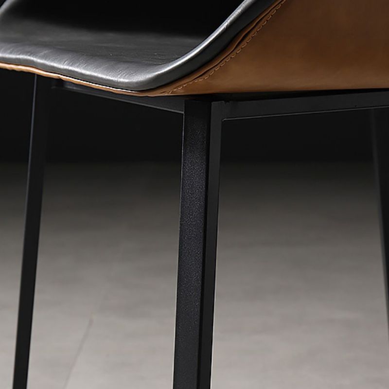 Silla de comedor de metal de estilo industrial Silla de comedor con respaldo sólido y brazo
