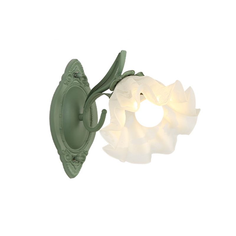 Flower Shape Glass Wall Lighting Modern Style 1 Light Wall Mounted Light in Green