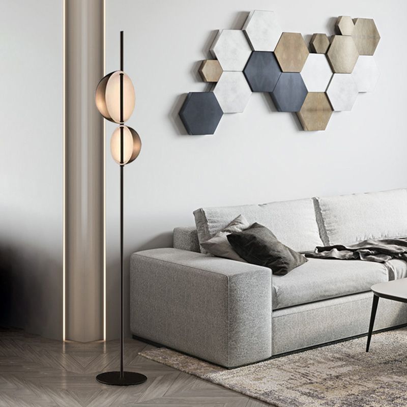 Luce di lettura a pavimento semi-ORB Nordic Light Living Metallic Lamp in piedi in nero/oro