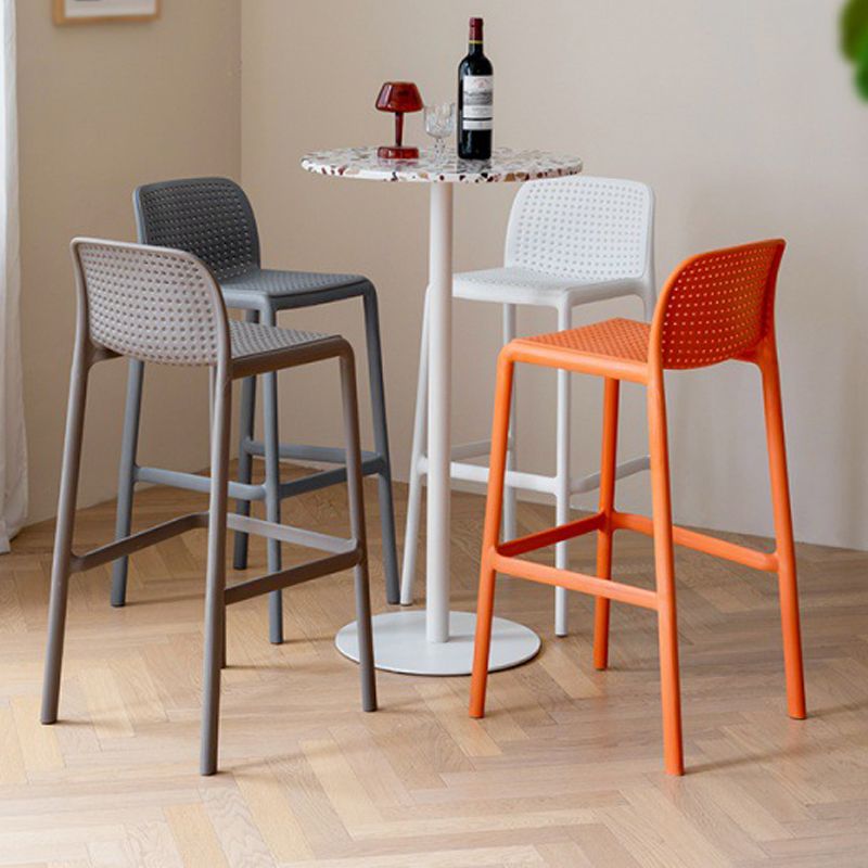 Modern Style Low Back Bar-stool Square Counter Bar Stool with Plastic Legs