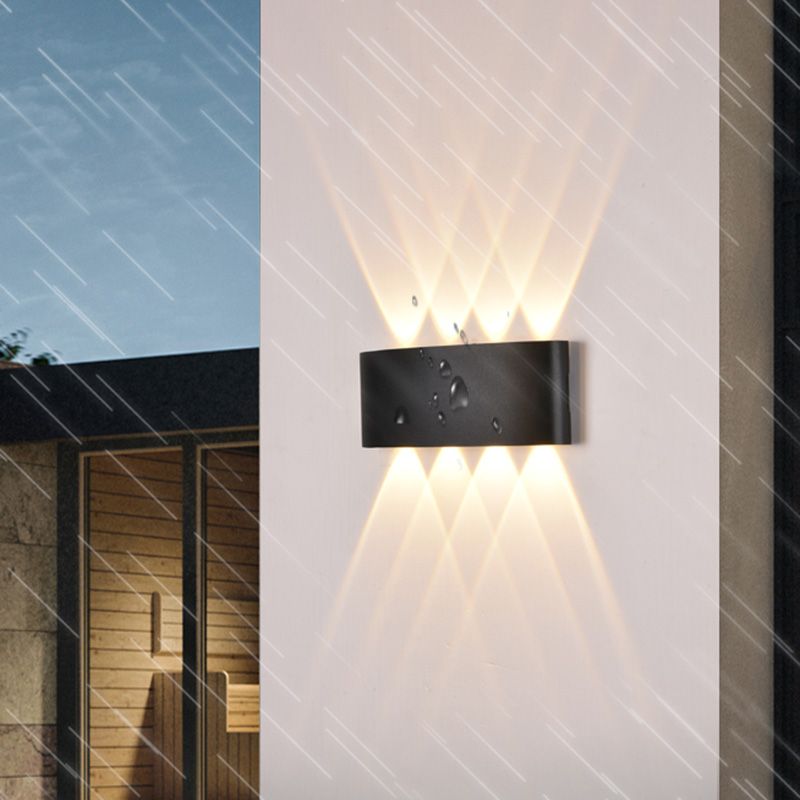 Pronzo della parete della casa con pale per la casa per le vetrici.