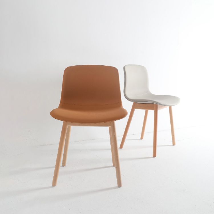 Sillas de comedor de madera contemporáneas Sillas de comedor tapizadas sin brazos para restaurante