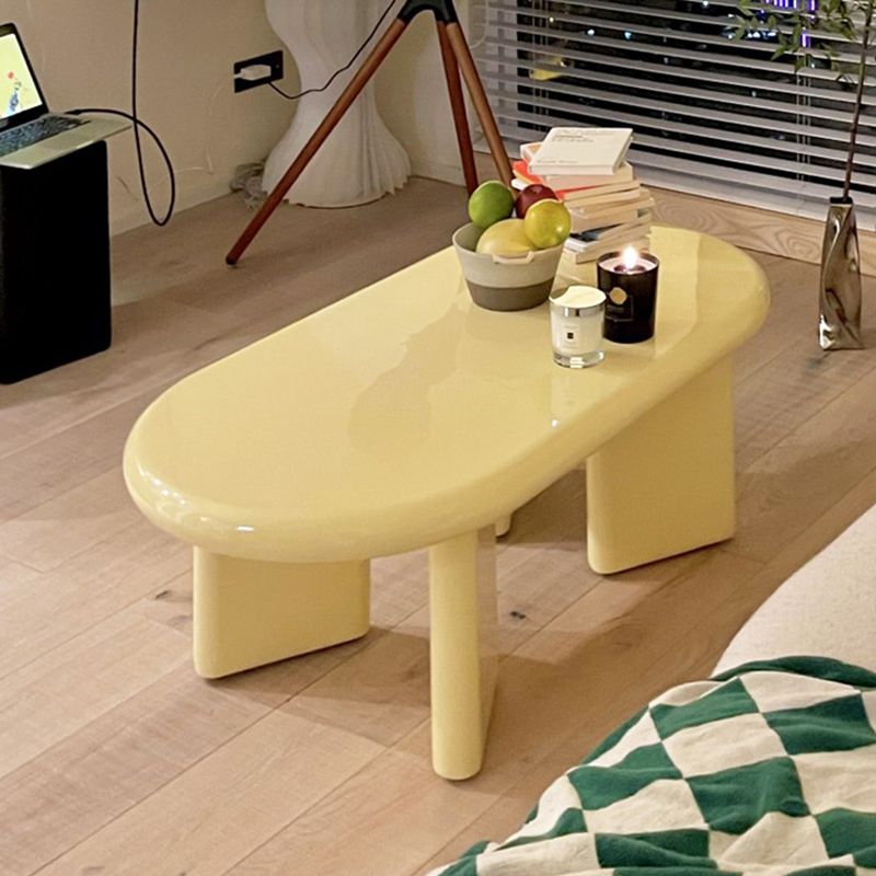 Contemporary Wooden Oval Coffee Table with 4 Legs in White/Yellow
