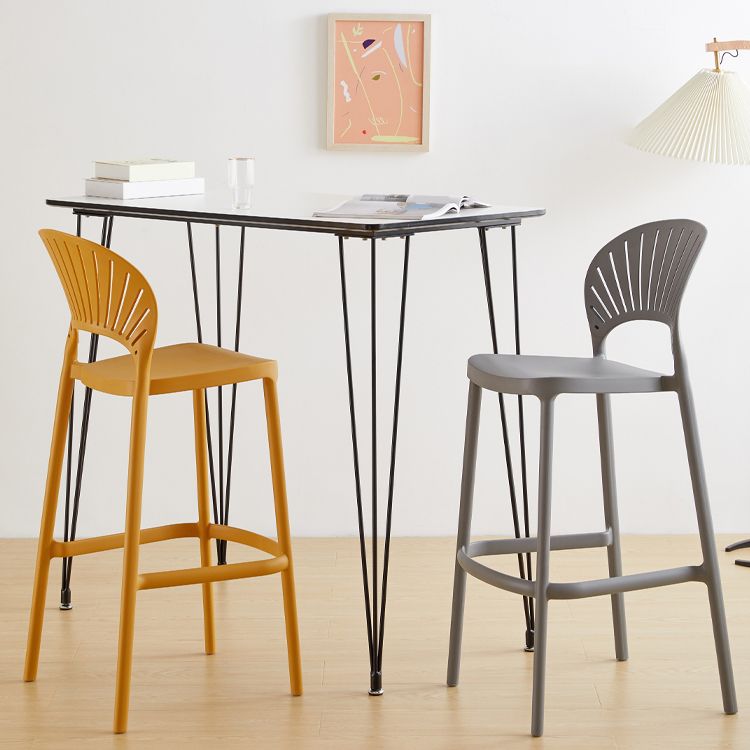 Low Back Plastic Dining Stools Armless Bar Stools with Footrest