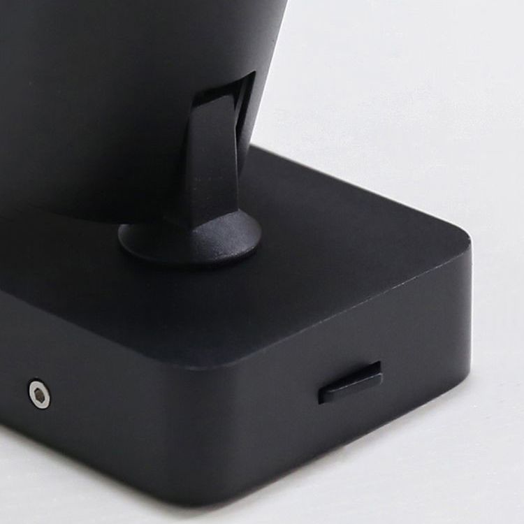 Nordic Style Aluminum Wall Light Cylindrical Wall Lamp with Metal Shade for Bedroom