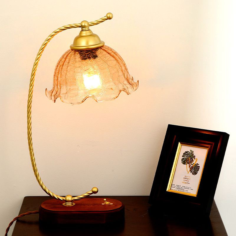Flower Table Lamp Modern Bedside Lamps Metal 1 Light Night Table Lights in Gold
