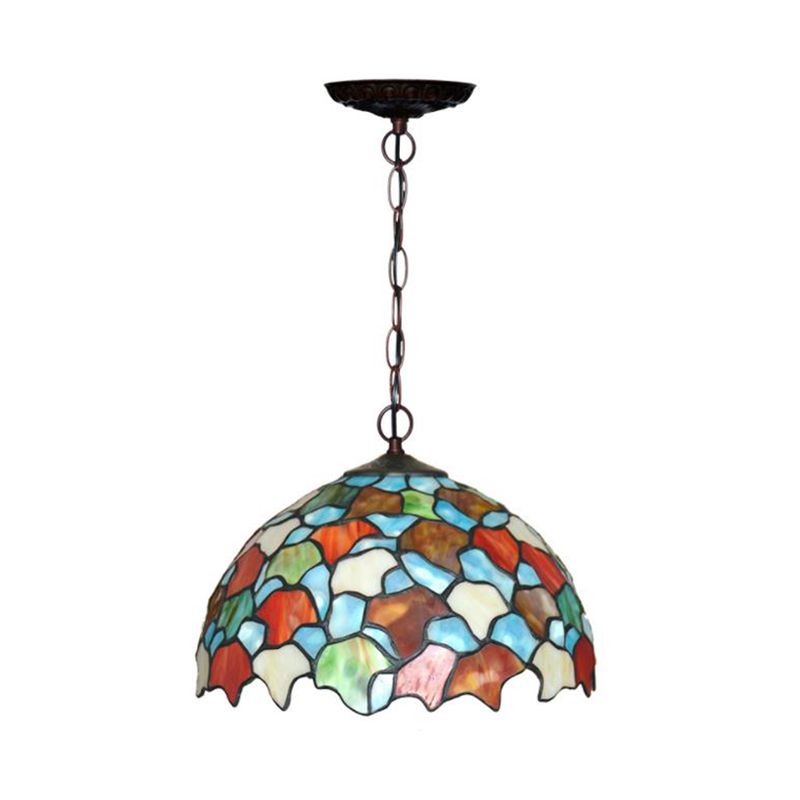 1 lichte keuken op hangende hanglamp