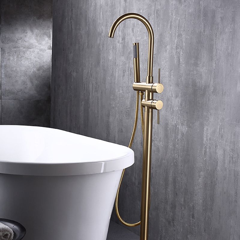 Traditional Floor Mounted Metal Freestanding Tub Filler Swivel Freestanding Faucet