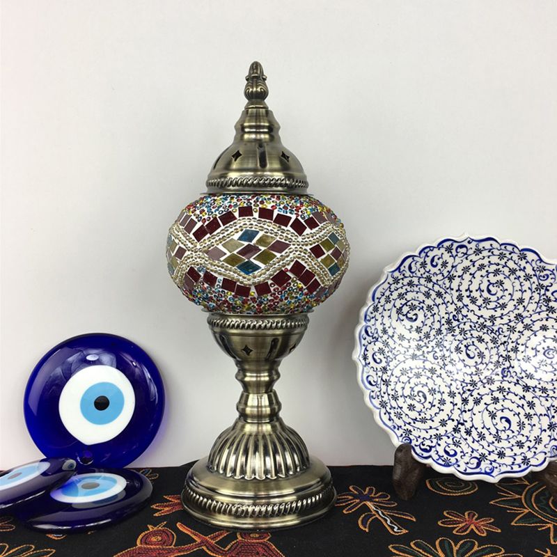 1 Glühbirnenkaffeehaus Tisch leichte traditionelle Messingschisch -Lampe mit Ball Rot/Blau/See Blue Glass Schatten