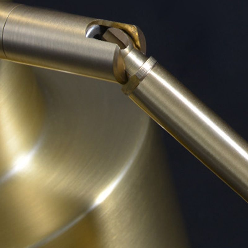 Lámpara montada en la pared de tambor lámpara de montaje de pared de metal posmoderna para sala de estar