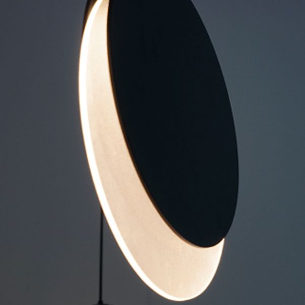 Luce a ciondolo a LED in ferro laccata nella moderna lampada appesa rotabile acrilica creativa per camera da letto