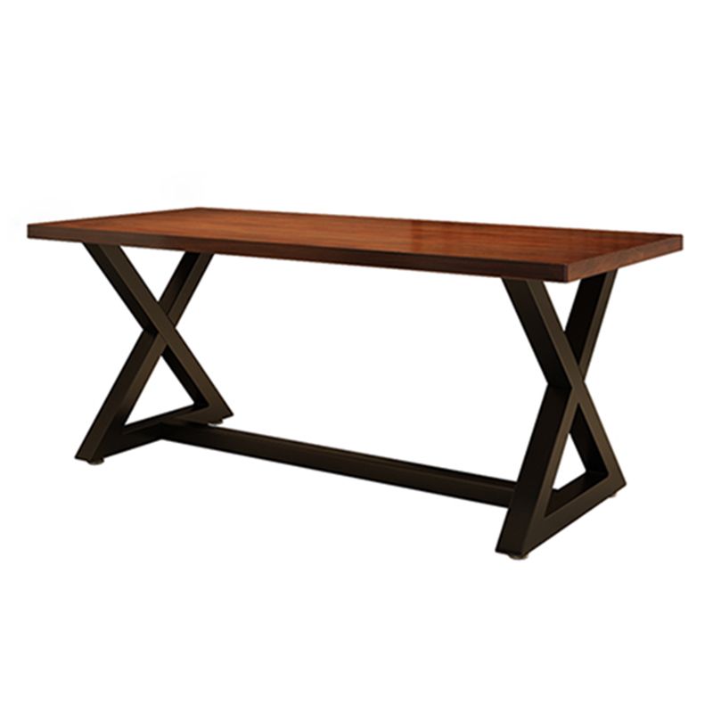 Table de la salle à manger du rectangle industriel Table en bois massif avec base de chevalets noirs