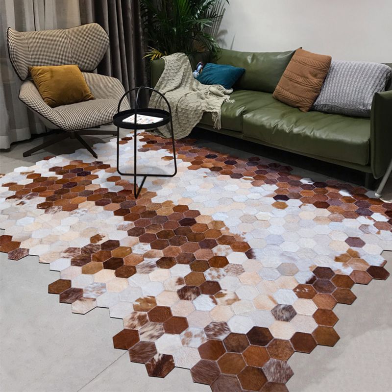 Creative Geo Printed Rug Brown Cowhide Area Rug Pet Friendly Easy Care Indoor Rug for Decoration