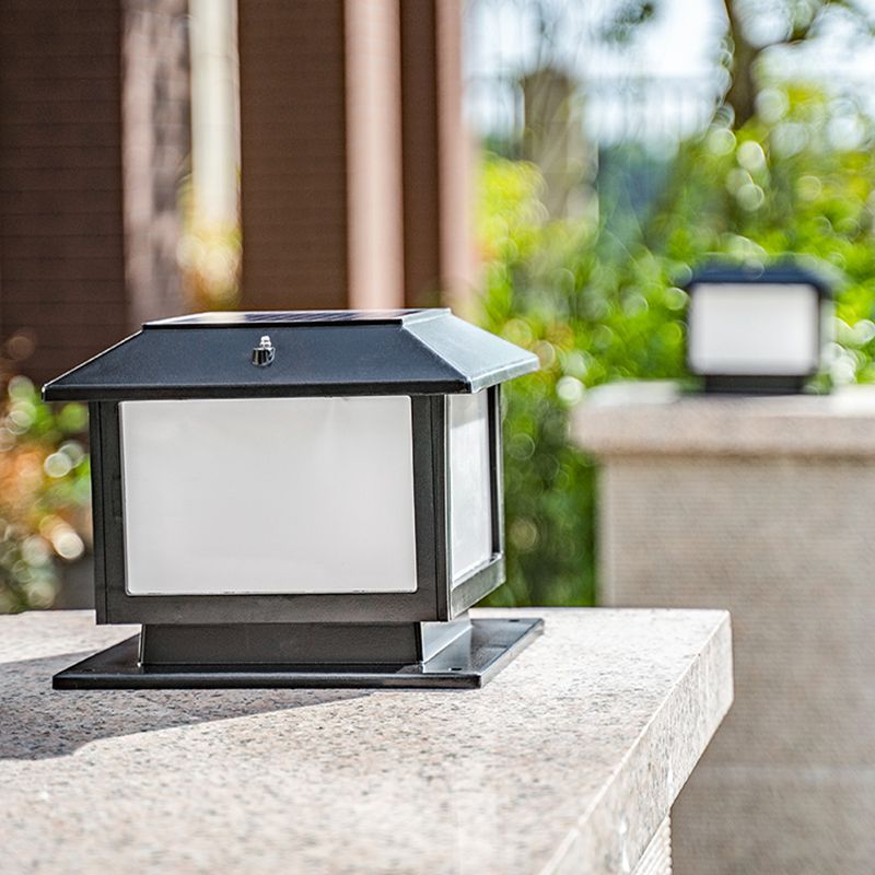 Contemporary LED Pillar Lighting Fixture Minimalist Solar Light for Garden