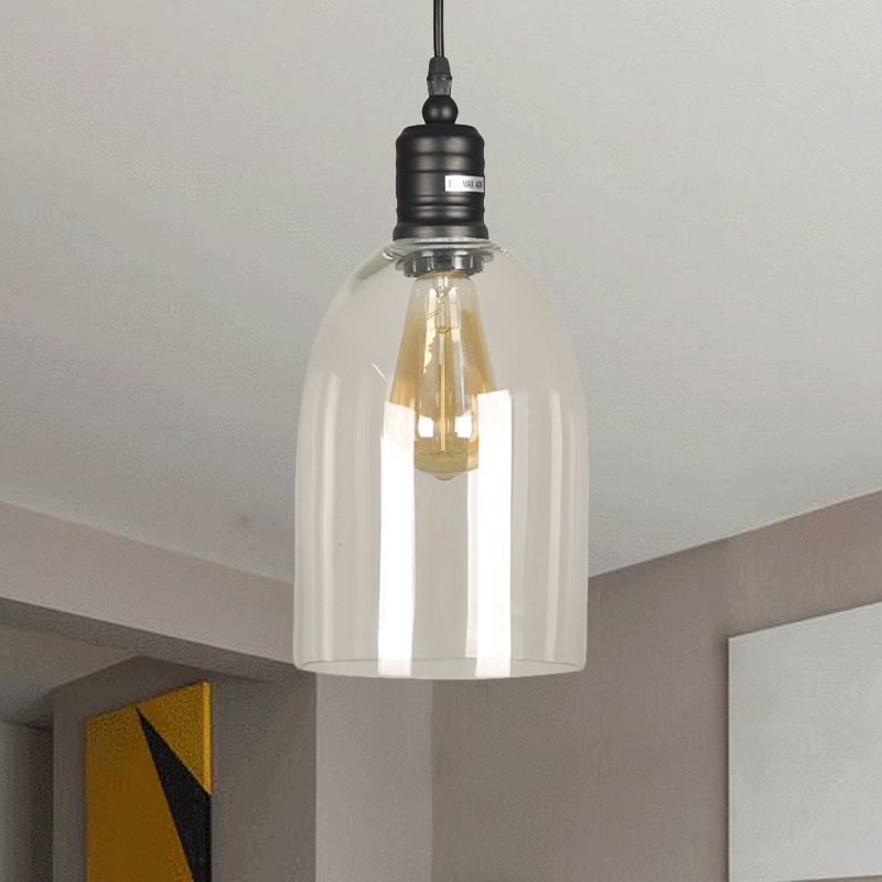 Un dispositivo di illuminazione a sospensione in stile brocca lampadina industriale vetro trasparente in vetro appeso al soffitto