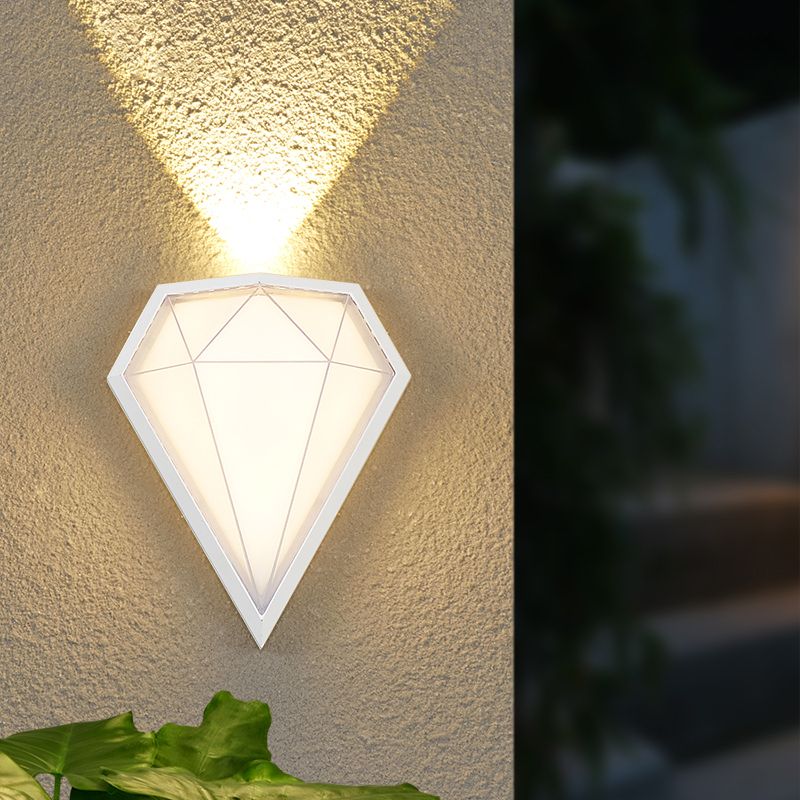 Modern Metal 1-Light Wall Mount Lamp Diamond Outdoor Wall Sconce for Balcony