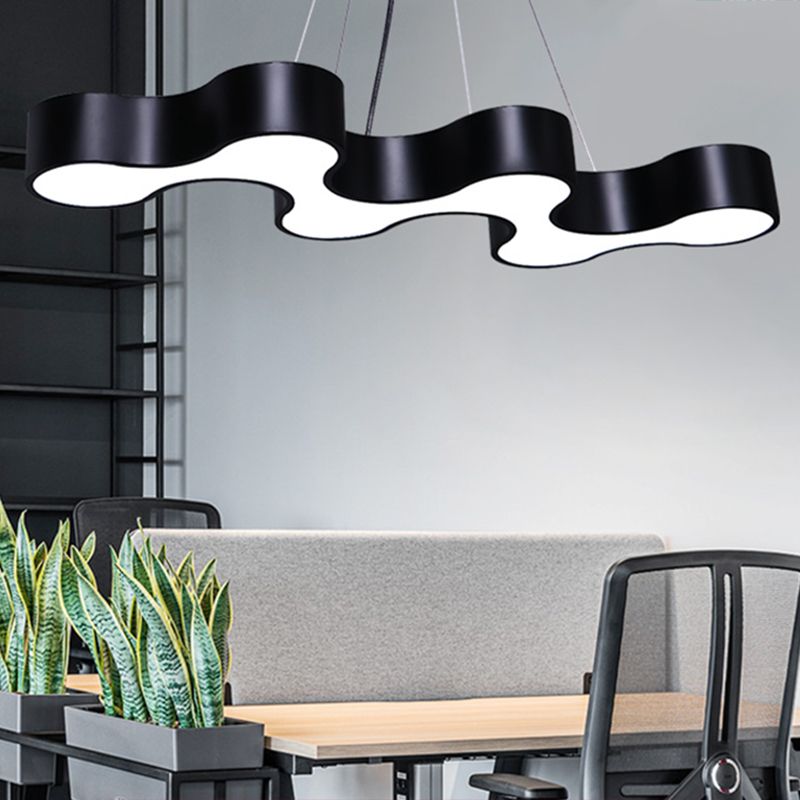 Moderno a forma di forma irregolare a sospensione Light Acrilic Office Acrilic LED Apparecchio di illuminazione sospesa
