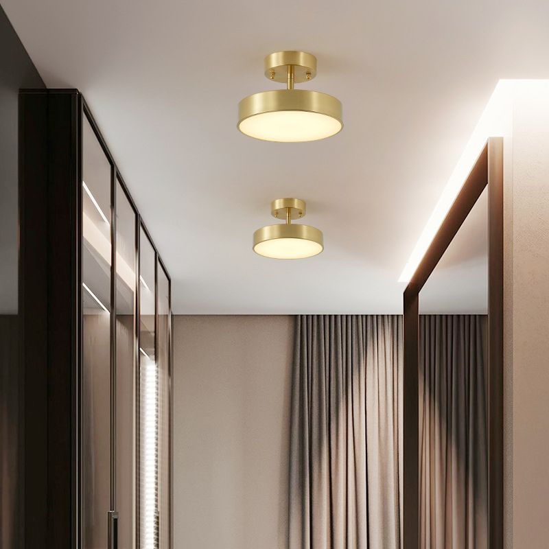 Modern Semi Flush Light Round Ceiling Lighting with Metal for Hallway