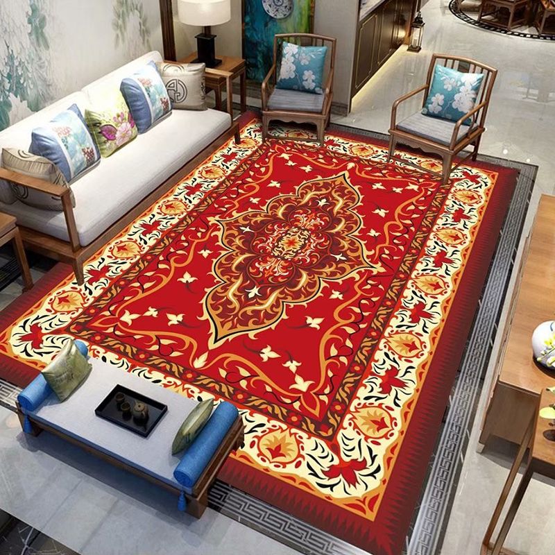 Fancy Red Area Rug Medallion Print Polyester Area Carpet Stain Resistant Rug for Home Decor