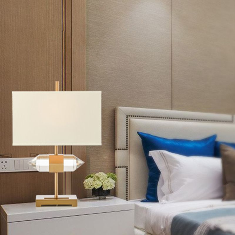 Lámpara de mesa de noche rectangular dorada, contemporánea, con 1 bombilla y pantalla de tela
