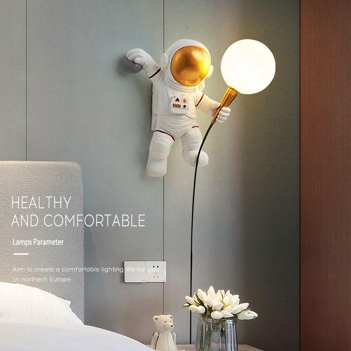 Astronaut Modeling Spherical Wall Sconce Lights Creative Resin Sconces