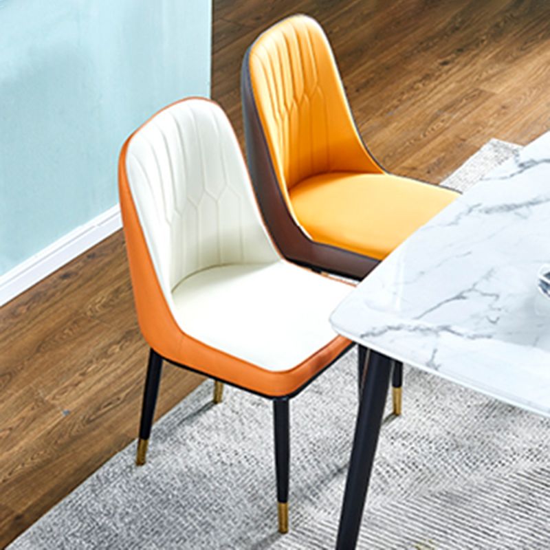 Chaises de salle à manger et d'appoint courbées en cuir contemporaines Parsons Chairs