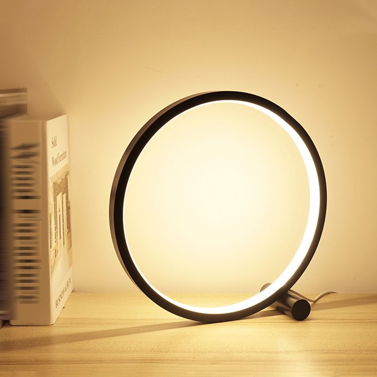Lampada da tavolo Circle 1 luce Lampade da comodino contemporanee in metallo per camera da letto