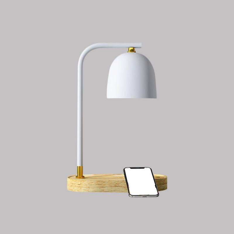 Lampada da comodino minimalista a 1 testa con finitura nera/bianca/rossa, cupola in legno con paralume metallico