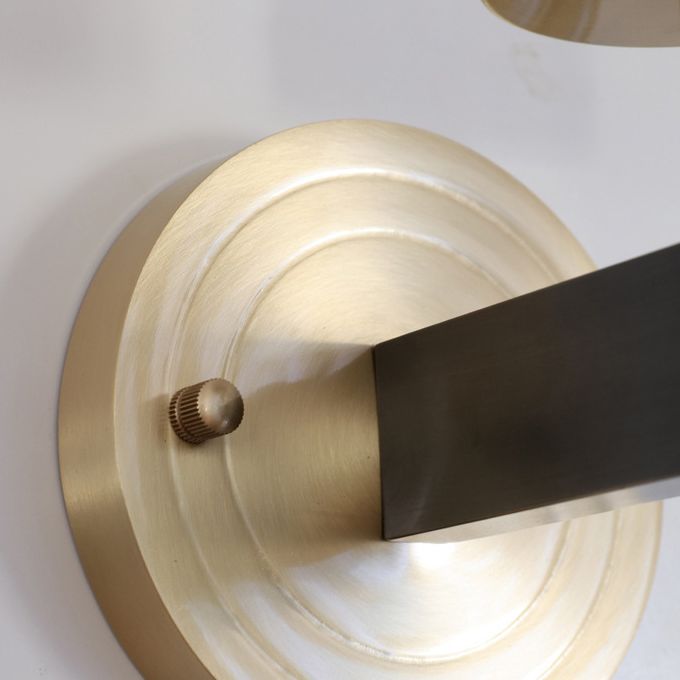 Postmodern Cylindrical Wall Mounted Lighting Clear Glass Wall Mount Lamp for Living Room