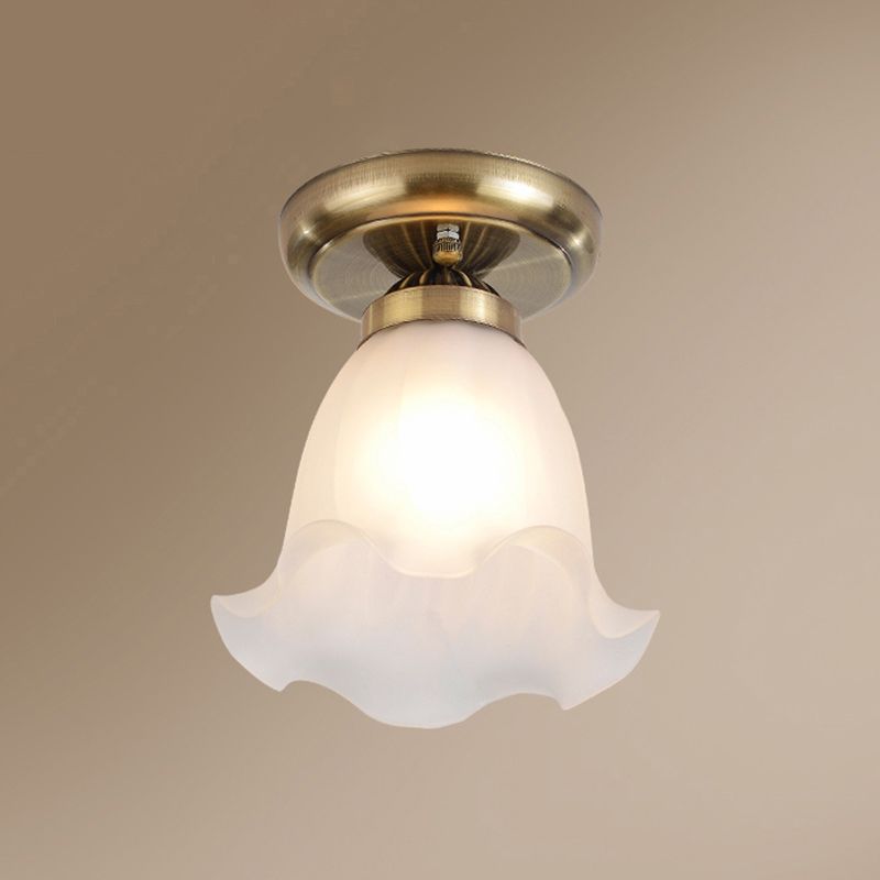 1 Glühbirne gefrostete weiße Glas Flush Leuchte rustikale Blumenzimmer Deckenhalterung Leuchte