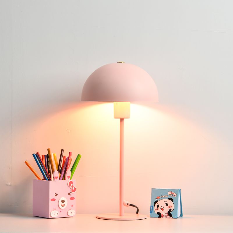 Macaron Einfacher Regenschirmschreibtisch Licht 1 Kopfmetall -LED -Schreibtischlampe für Kinderschlafzimmer