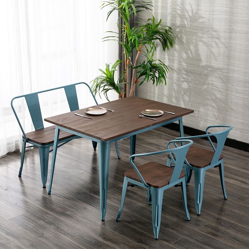 Mesa de comedor industrial de madera maciza Mesa marrón de 4 patas para comedor